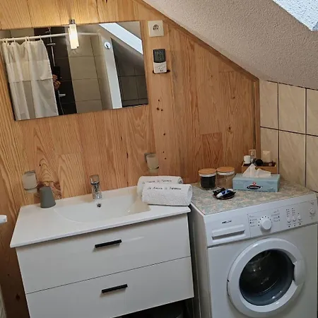 Dom wakacyjny Fachwerkhaus La Maison De By Interhome